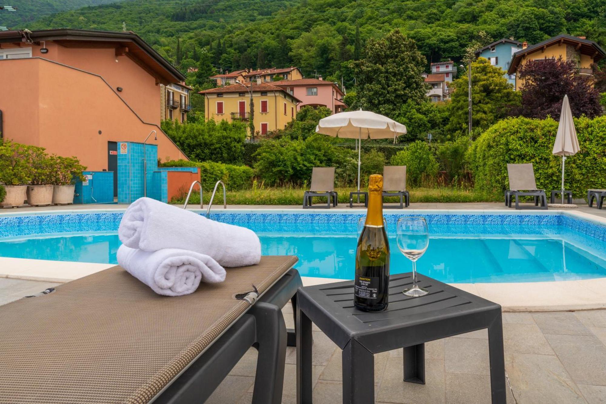 Stunning Apartment- Terrace And Swimming Pool Bellano Exterior photo